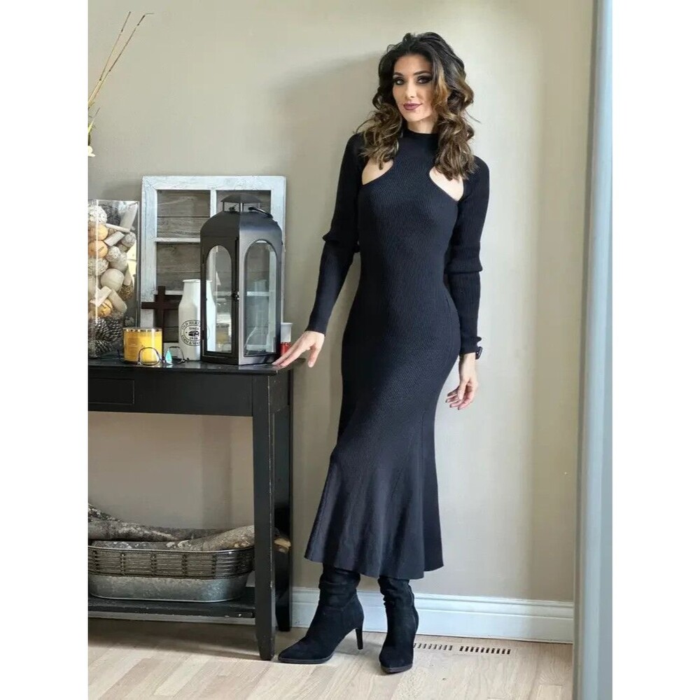 ASTR the Label Black Knit Mock Neck Long Sleeve Cut-Out Midi Dress - M